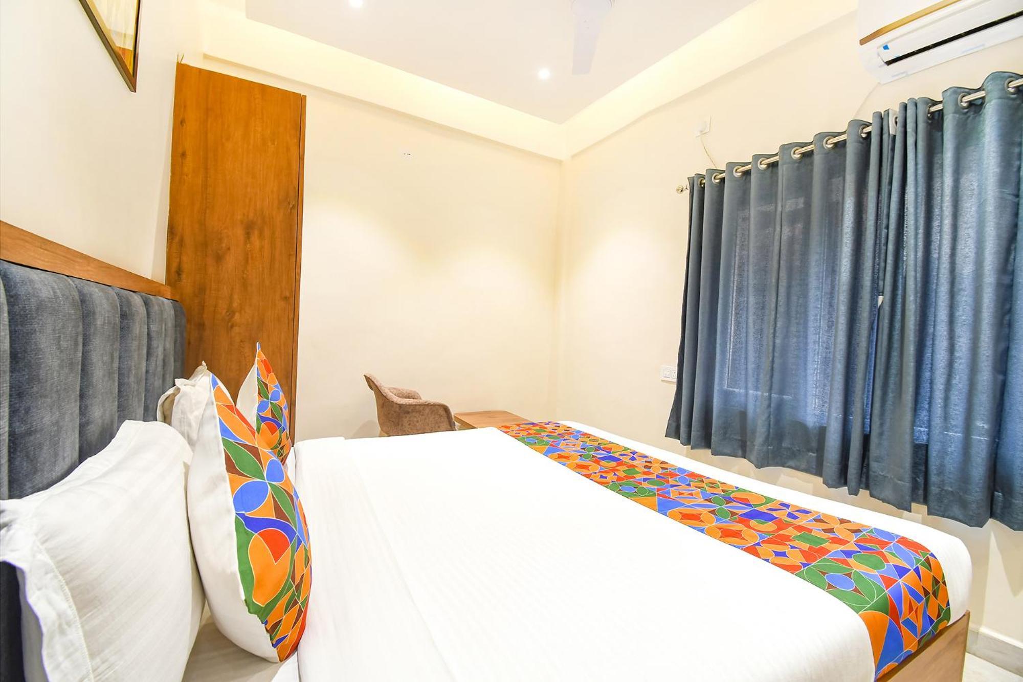 Fabhotel Prime The Golden Plaza - Nr Tarapith Temple 외부 사진