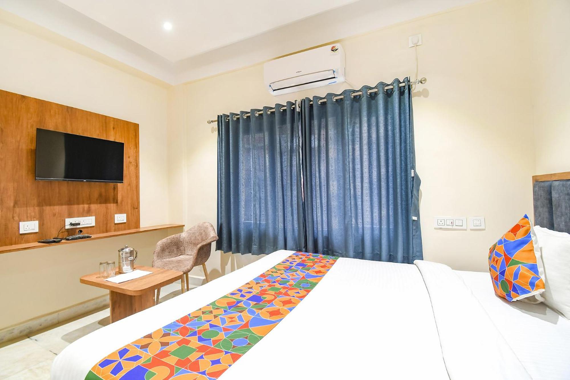 Fabhotel Prime The Golden Plaza - Nr Tarapith Temple 외부 사진