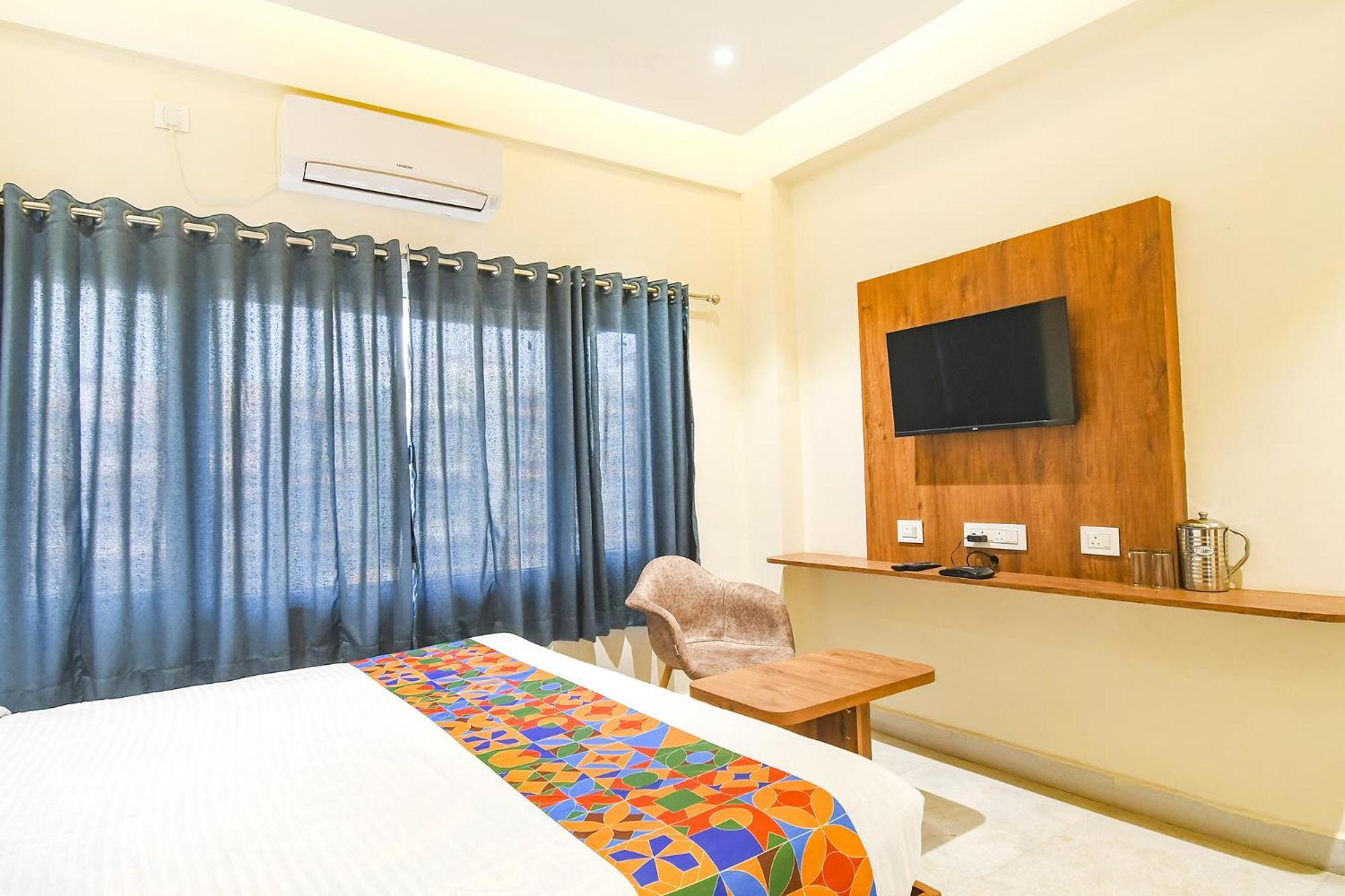 Fabhotel Prime The Golden Plaza - Nr Tarapith Temple 외부 사진